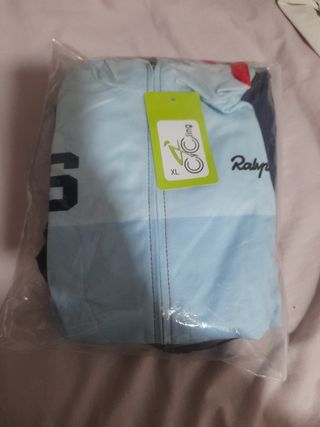 Traje de ciclismo nuevo sin estrenar