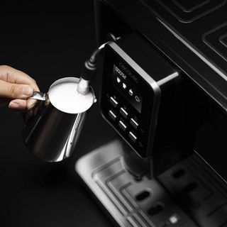  Cafetera Superautomática Power Matic-ccino 6000 