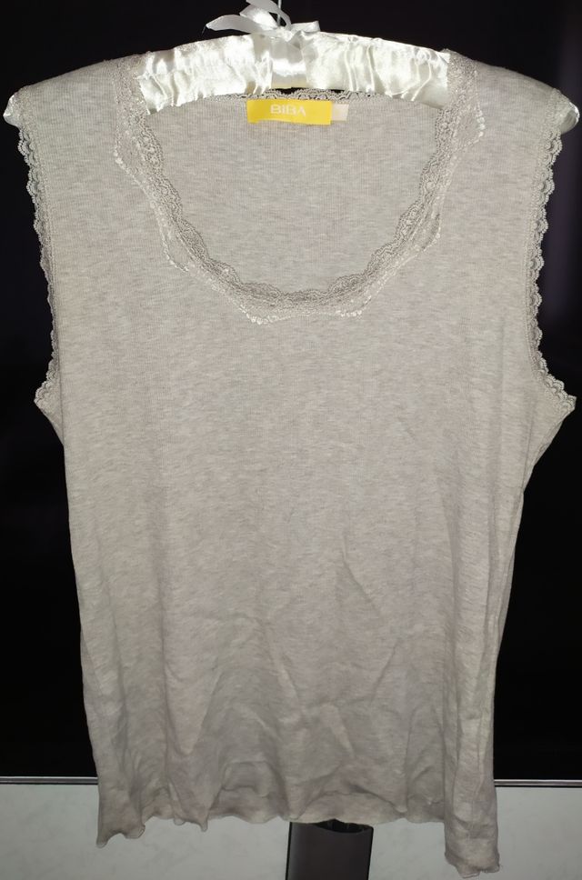 Canotta tortora con pizzo