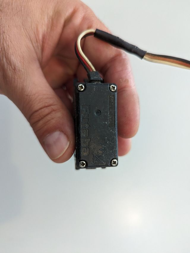 Servo digital Futaba 1/10 1/8