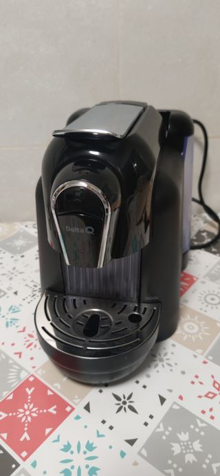 Cafetera de cápsulas Delta QCool.