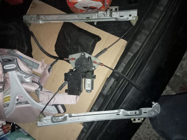 elevalunas derecho C4 Picasso 2.0 HDI 2010