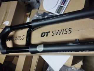 forcella 27,5 boost conica nuova dt swiss esc 160