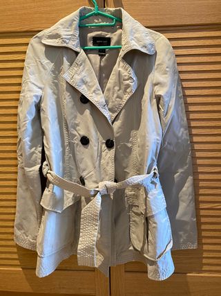 Gabardina beige Mango