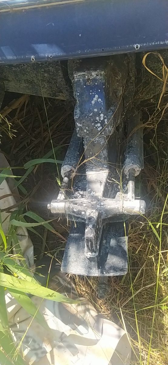 Mercruiser 4.3 y la cola completo averiado ocasión