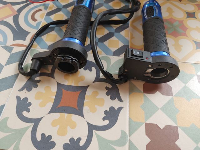 puños para moto calefactable