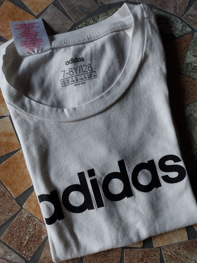 Maglietta bianca adidas