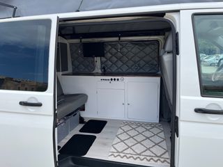 Volkswagen Transporter T5 2010