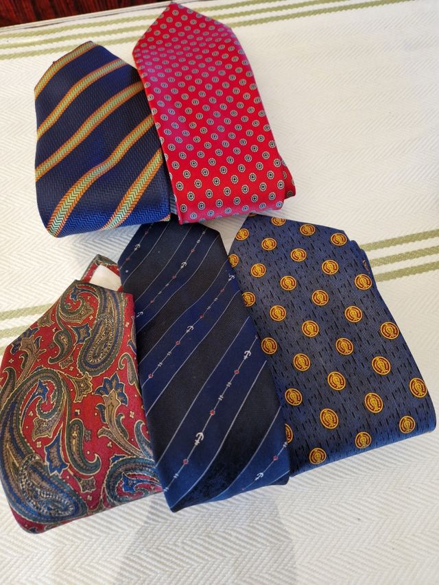 Lote 5 Corbatas.