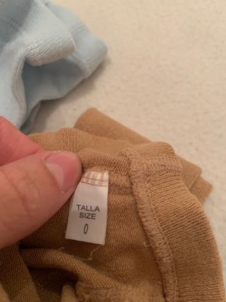 2 Chaquetas+14 calcetines+7 leotard.Talla 6-9 mese