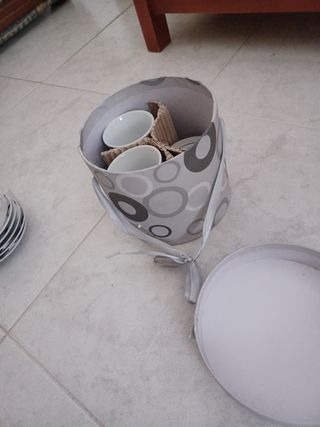 juego de café, blanco y negro