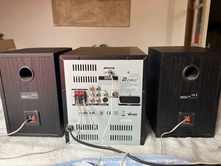 equipo de música/TV NEVIR