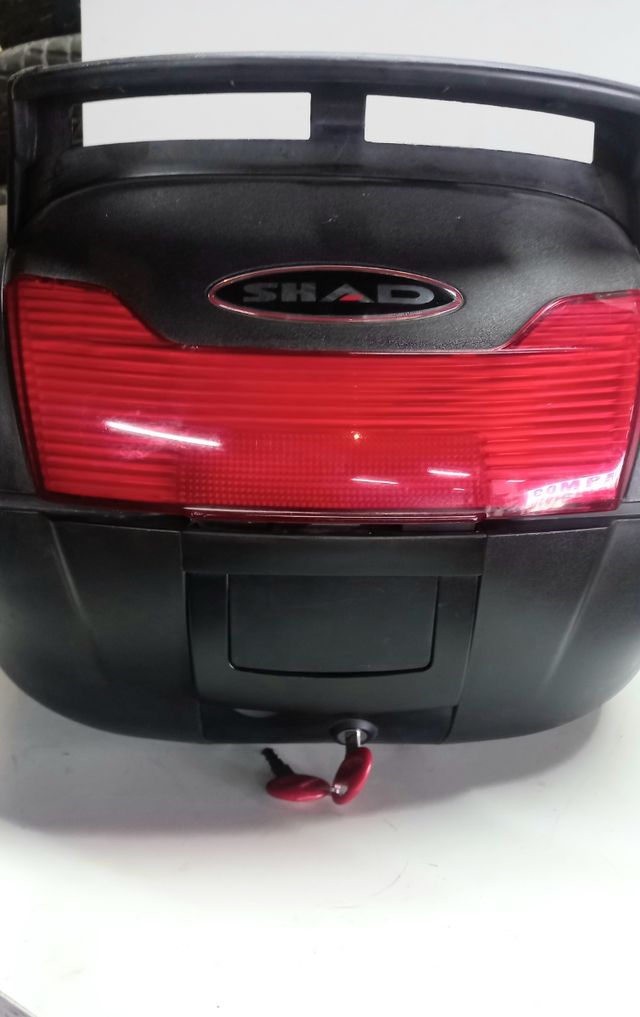BAÚL MOTO SHAD SH40