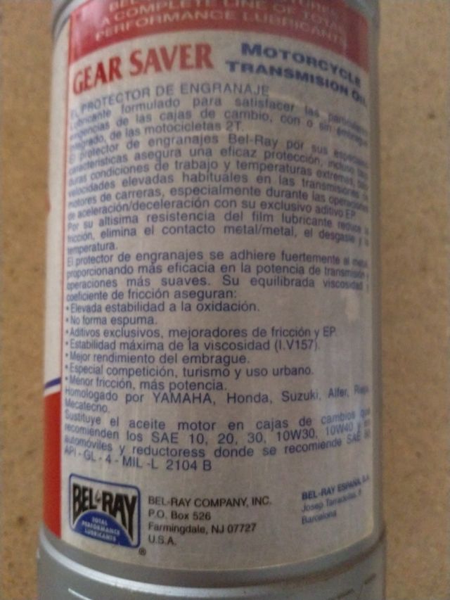 Aceite caja de cambios motocicleta.