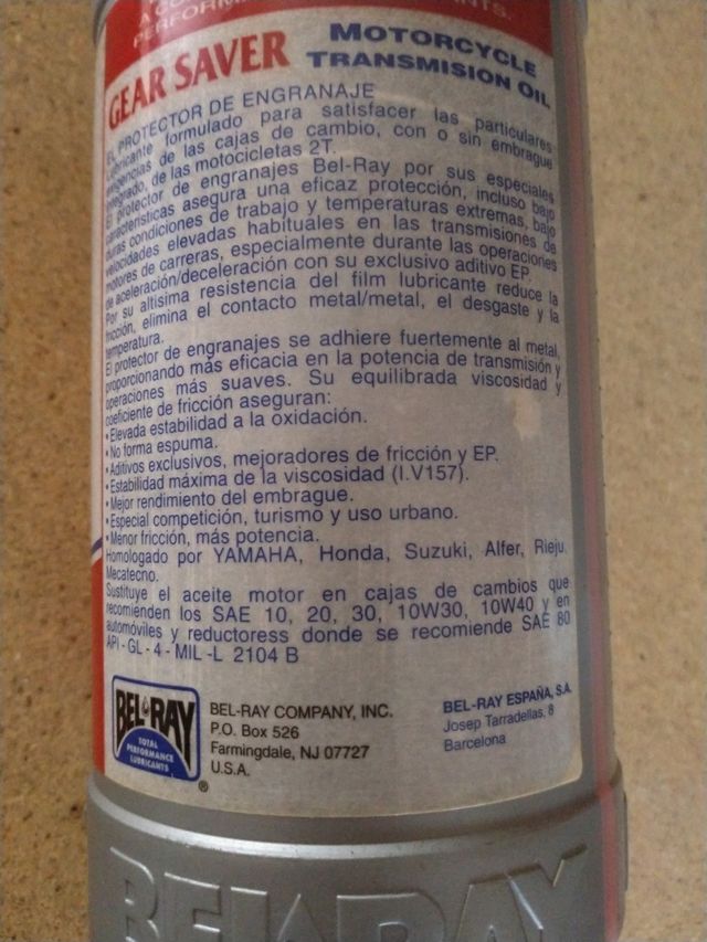 Aceite caja de cambios motocicleta.
