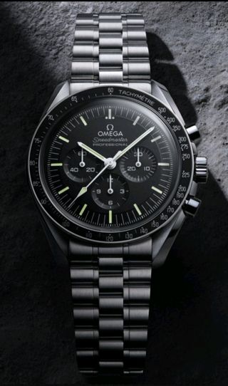 Reloj Omega Speedmaster Moonwatch.