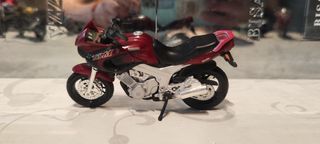 Maquetas Motos Ducati Yamaha 1:12
