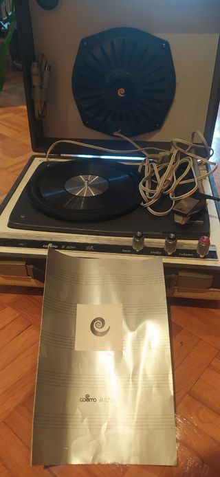 Tocadiscos "Cosmo B3210"