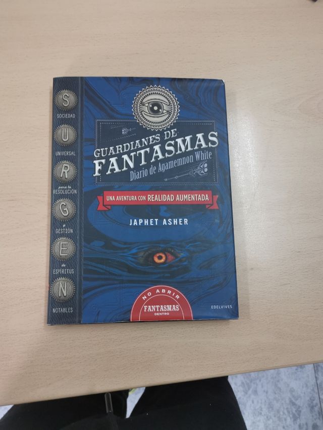 Guardianes de fantasmas