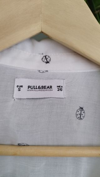 camisa blanca