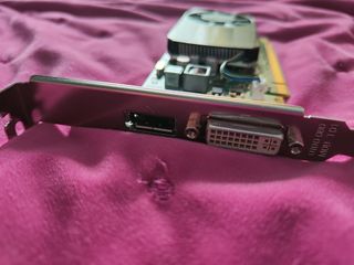 Tarjeta gráfica PNY Nvidia Quadro K620 de 2 GB