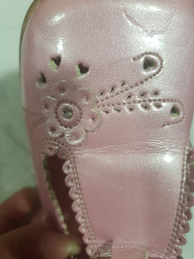 ZAPATO DE NIÑA