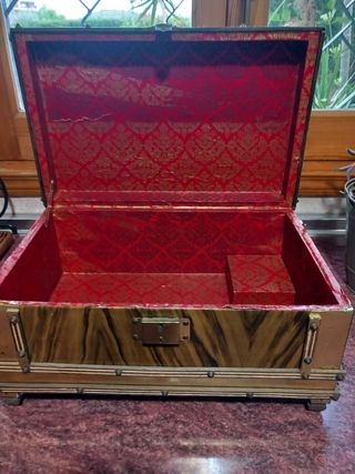 Joyero baúl con música