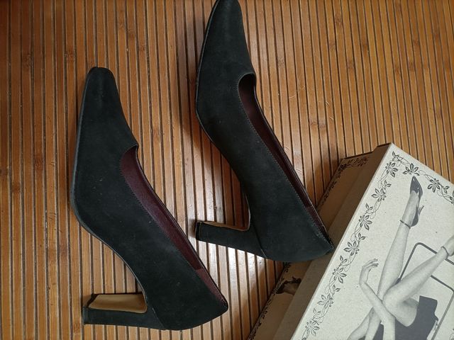 zapato salón negros 39