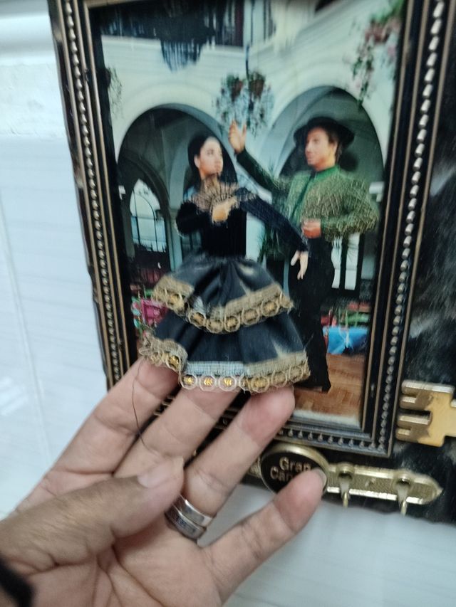 cuadros vintage pará colgar llaves y termotro