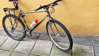 Bicicleta SUMM Revolt XT