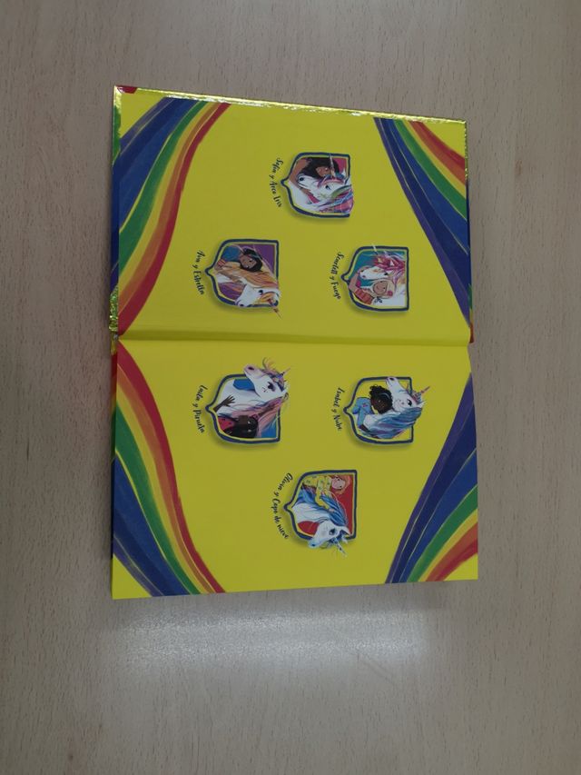 Academia unicornio donde vive la magia 