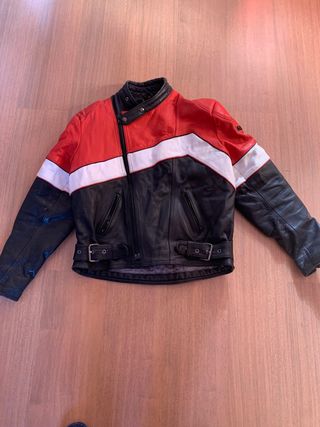 Cazadora de cuero para moto 