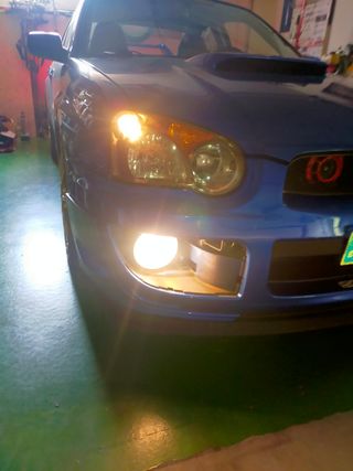 tapas de defensa y faros antiniebla Subaru wrx