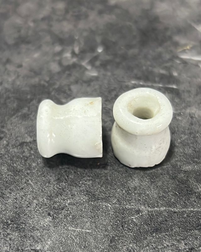 Aisladores de cable porcelana
