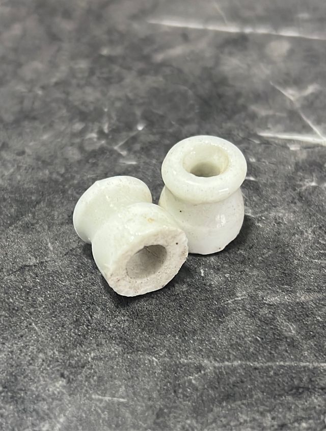 Aisladores de cable porcelana
