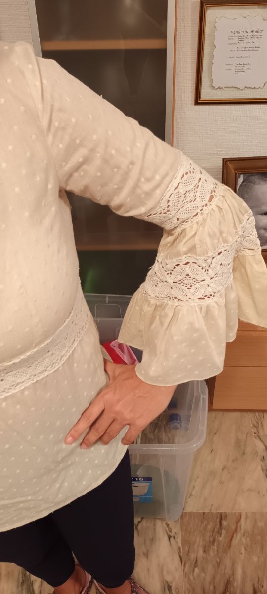 Camisa de flamenca beig Talla 40