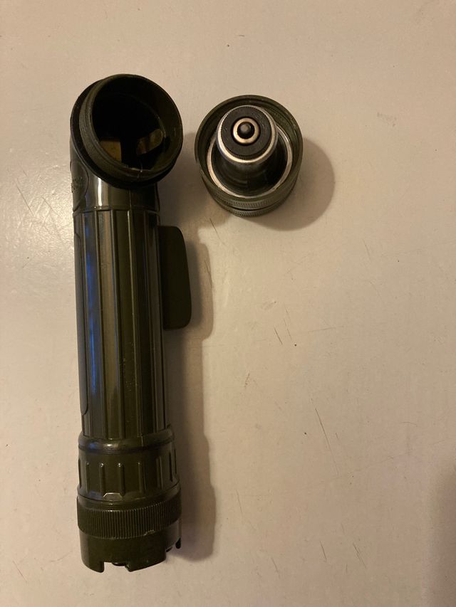 LINTERNA ACODADA NUEVA.