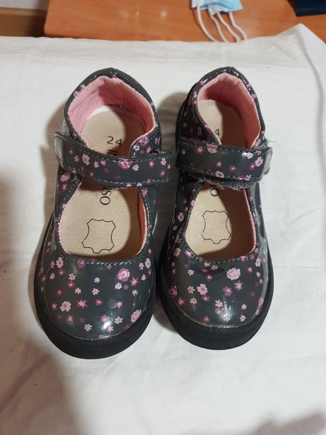 ZAPATO DE NIÑA