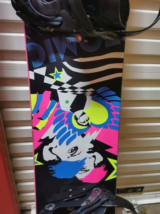 tabla snow con fijaciones 