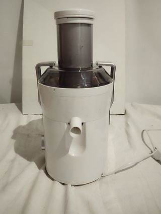 Centrifuga per frutta e verdura.