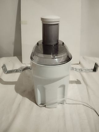 Centrifuga per frutta e verdura.
