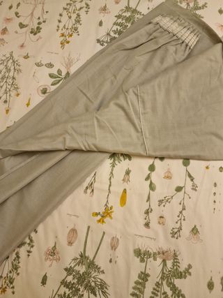 Cortina o visillo verde