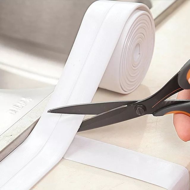 Nastri di tenuta PVC adesivo bianco sanitari etc