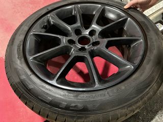 Llantas con neumaticos