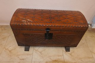 antiguo baúl