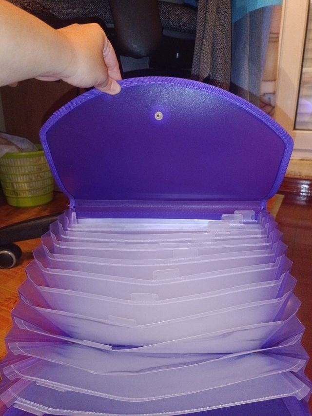 CARPETA SEPARADOR PARA COLEGIO