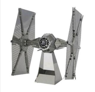 Kit modellini Star Wars Tie Fighter 3D in metallo