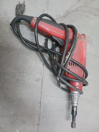 atornillador hilti ST 18