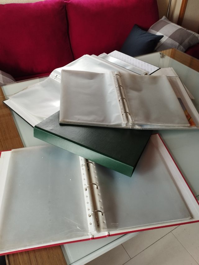 LOTE DE 6 CARPETAS ARCHIVADORAS DE 4 ANILLAS