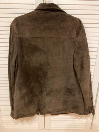 Sobrecamisa marrón ante